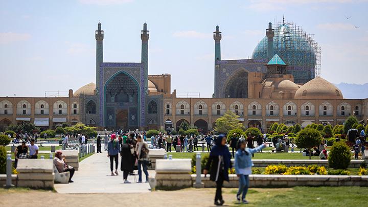 11 Fakta Unik Isfahan Iran, Kota Terbaik di Timur Tengah yang Dijuluki “Separuh Dunia”
