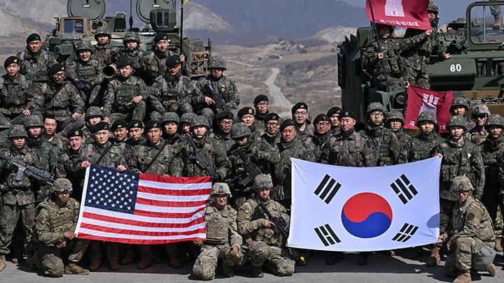 Alasan Militer Korea Selatan Bakal Larang Penggunaan iPhone dan Apple Watch