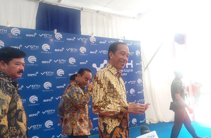 Anggukan Jokowi soal Disebut Jadi Penjembatan Prabowo-Megawati