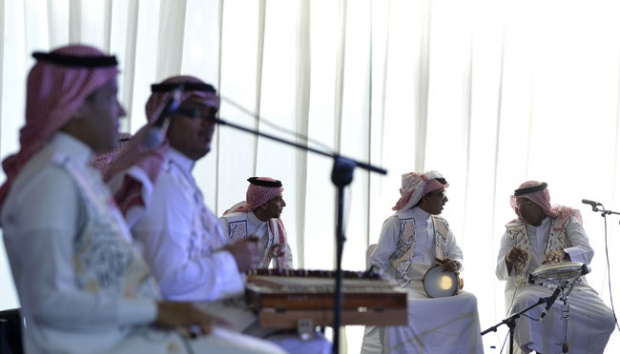 Arab Saudi Gelar Perayaan Meriah Saat Idul Fitri, Pesta Kembang Api hingga Konser Musik
