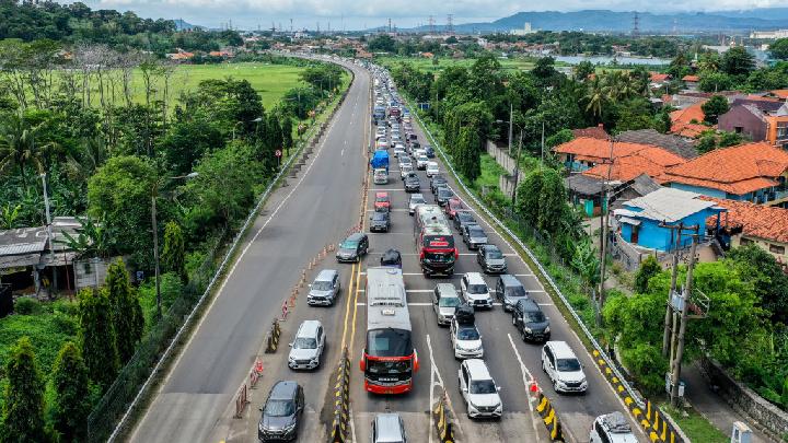 Jokowi Evaluasi Arus Mudik dan Balik Lebaran 2024, Soroti Kemacetan Merak dan Tol