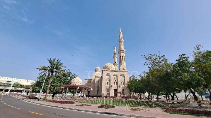 Melihat Keindahan Masjid Jumeirah Dubai sambil Mengenal Islam