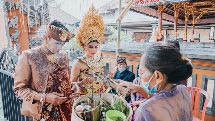 Mengenal Sistem dan prosesi Pernikahan Adat Bali atau Pawiwahan
