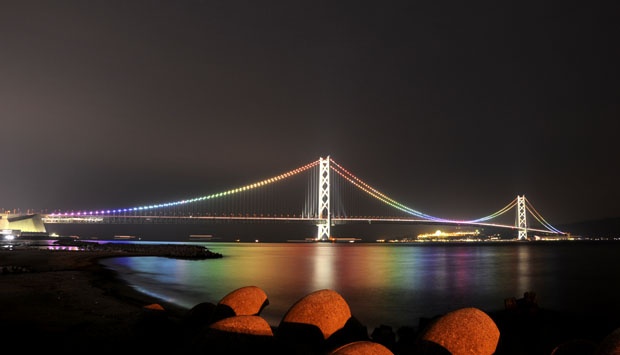 Menilik Jembatan Gantung Akashi Kaikyo di Jepang yang Beroperasi Sejak 26 Tahun Silam