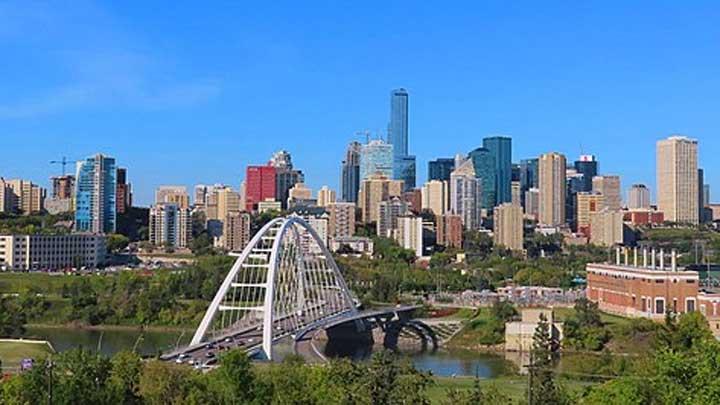 Profil Kota Edmonton Kanada Tempat Bermukim Cindy Fatikasari dan Tengku Firmansyah Sekarang