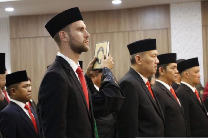 Resmi Jadi WNI, Maarten Paes Harus Tunggu Pengadilan Arbitrase Olahraga untuk Bela Timnas Indonesia
