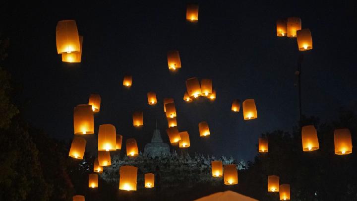 Festival Lampion jadi Penutup Rangkaian Perayaan Waisak di Candi Borobudur