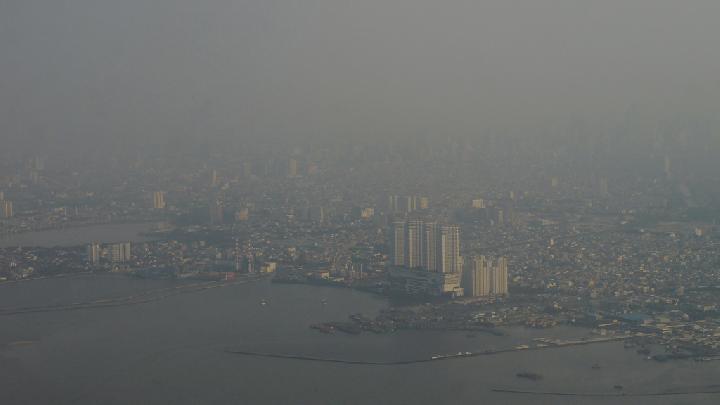 Jakarta Peringkat 10 Kota dengan Udara Terburuk pada Sabtu Pagi