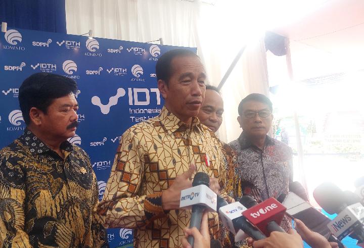 Jokowi Sebut Impor Produk Elektronik Bikin Defisit hingga Rp 30 Triliun Lebih