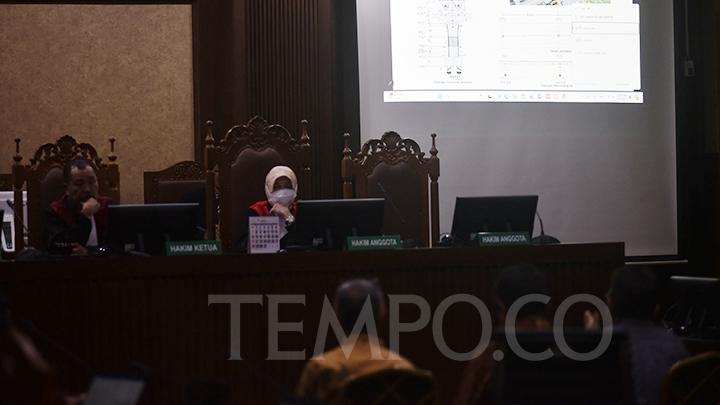 Saksi Ahli Sebut Korupsi Jalan Tol MBZ Tidak Merugikan Negara, Hakim: Siapa Pemilik PT JJC?