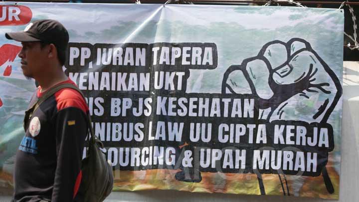 Terkini: Massa Aksi Tolak PP Tapera hingga UU Cipta Kerja di Istana, Heboh Muhammadiyah Tarik Dana dari BSI