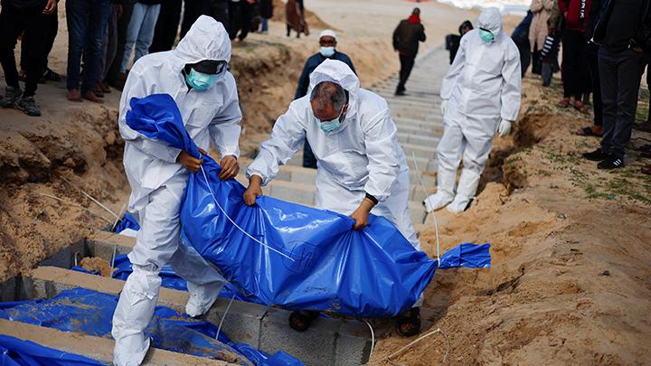 Top 3 Dunia: Kuburan Massal di Gaza, Paus Fransiskus Khawatirkan Timur Tengah
