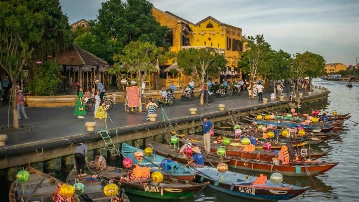 Traveling ke Vietnam Ini 5 Situs Warisan Budaya yang Menarik Dikunjungi