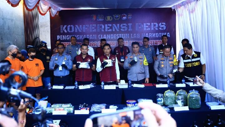Buronan Jaringan Narkoba Fredy Pratama Ditangkap dalam Kamar Kos di Bali, Polisi Temukan 6 Kilogram Sabu