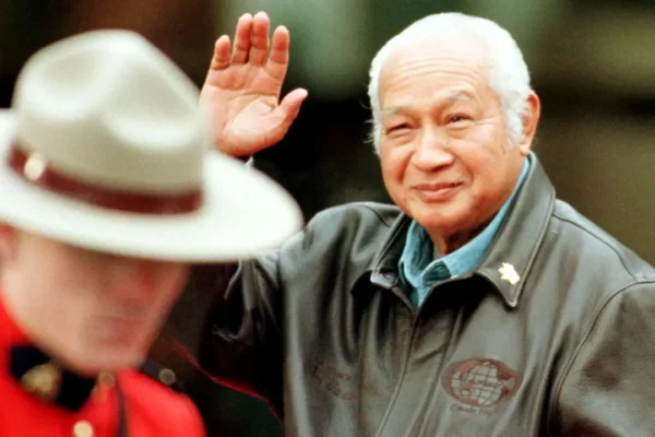 SOEHARTO MENJABAT BERAPA TAHUN